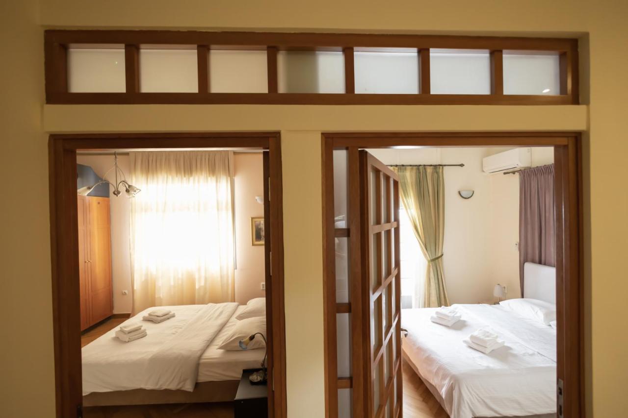Ideal 4 Bdr Apartment In Plaka For 10! أثينا المظهر الخارجي الصورة