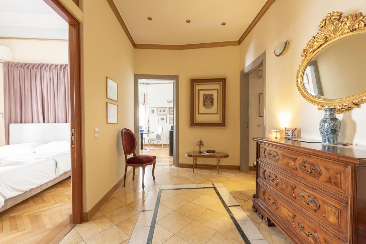 Ideal 4 Bdr Apartment In Plaka For 10! أثينا المظهر الخارجي الصورة