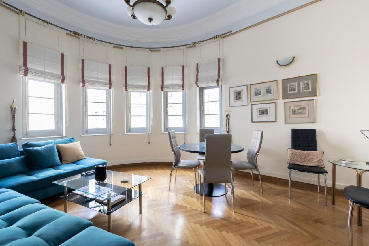 Ideal 4 Bdr Apartment In Plaka For 10! أثينا المظهر الخارجي الصورة